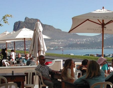 Chapmanspeak Hotel in Cape Town